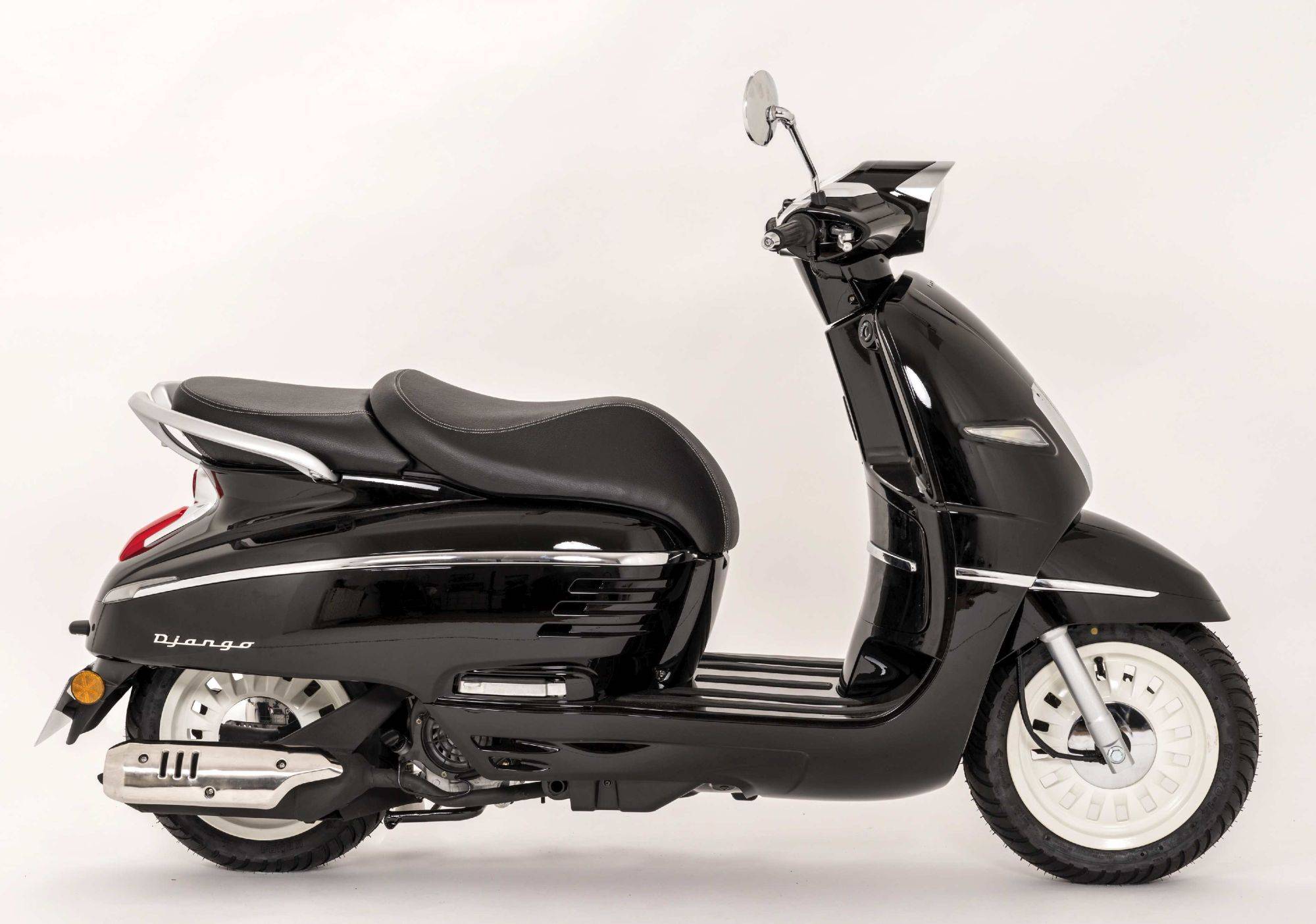 Peugeot streetzone 50 2020 50cc scooter price, specifications, videos