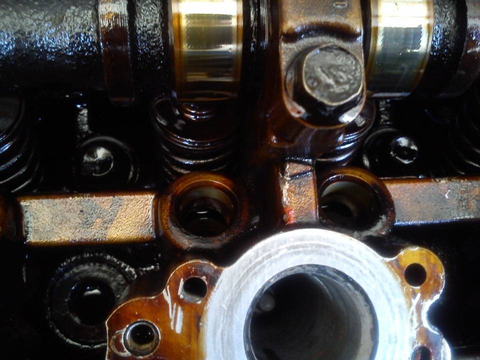 Поможет ли промывка двигателя, если стучат гидрокомпенсаторы?