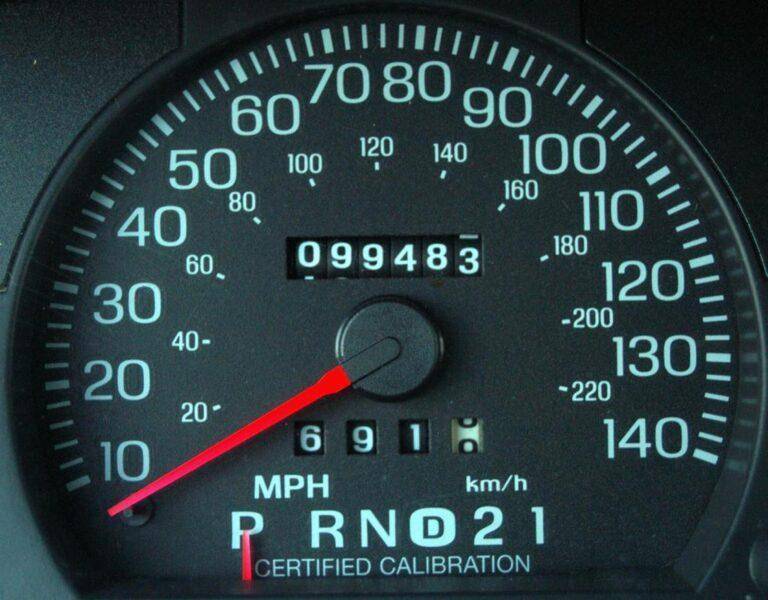 Что такое одометр в автомобиле? отличие от спидометра и др.