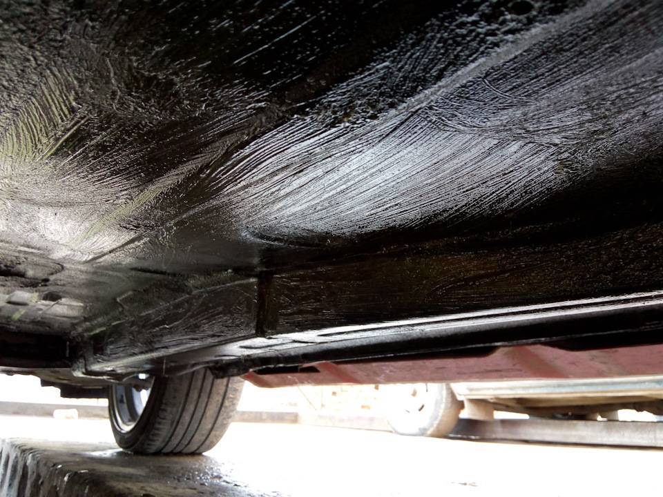Антикор автомобиля своими руками: защищаем днище, пороги и арки кузова