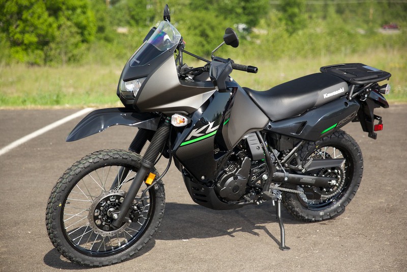 Обзор мотоцикла kawasaki klr 650: технические показатели, отзывы владельцев | ⚡chtocar