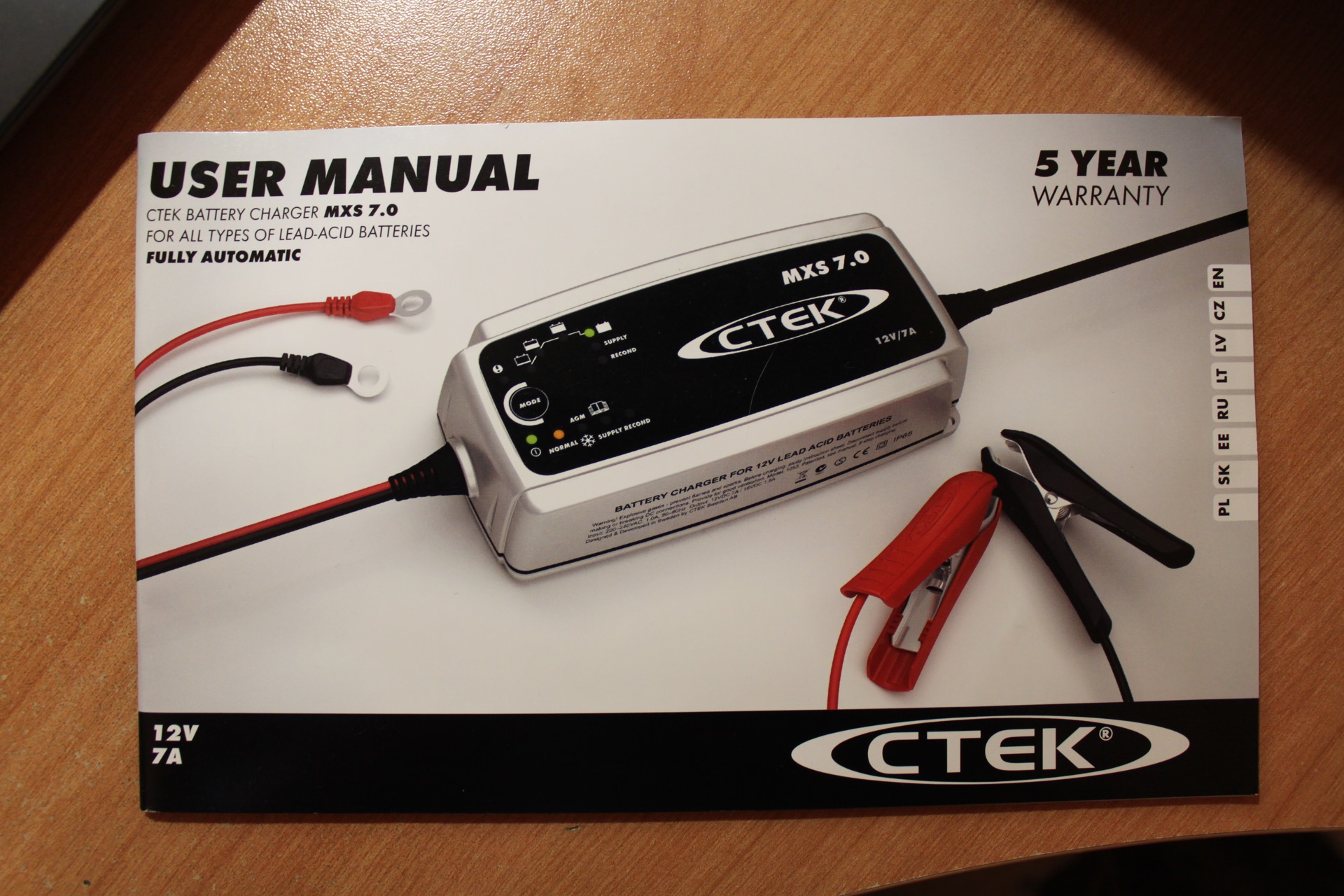 Какой выбрать зарядное устройство. CTEK MXS 7 vs MXS 10. Зарядное устройство "стек Multi XS 7000". Стек MXS 7.0. Зарядка CTEK для аккумуляторов.