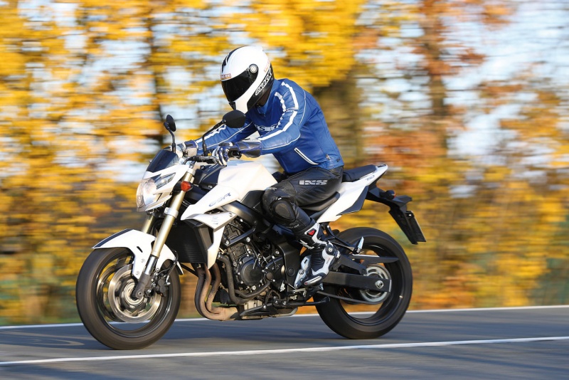 Kawasaki kle 500 — отлично подходит для путешествий