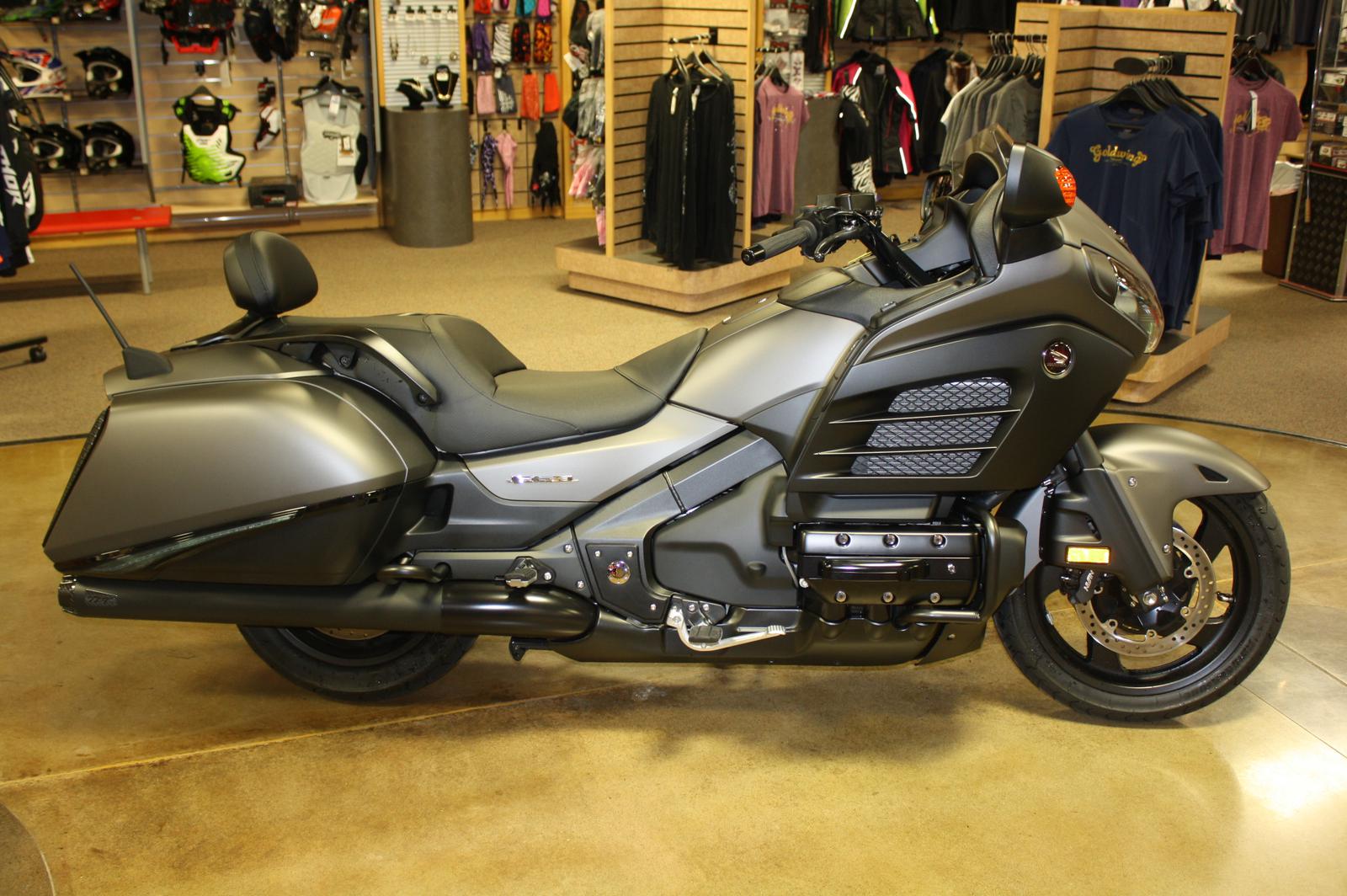 Мотоцикл honda gl 1500 gold wing: технические характеристики