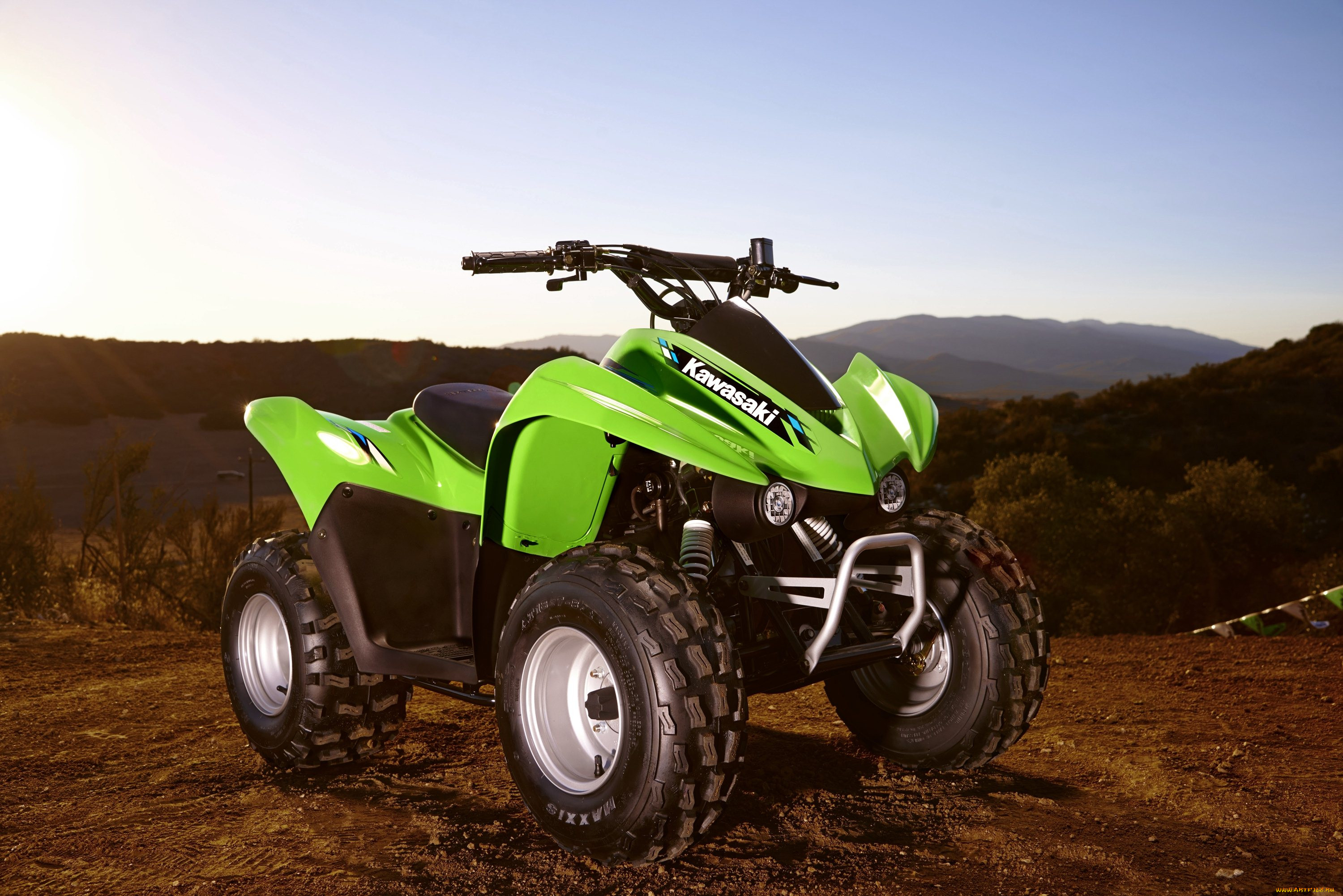 Квадроцикл. Кавасаки квадроцикл 90. Квадроцикл Кавасаки 350. Kawasaki atv квадроцикл. Квадроцикл Кавасаки KFX 300.