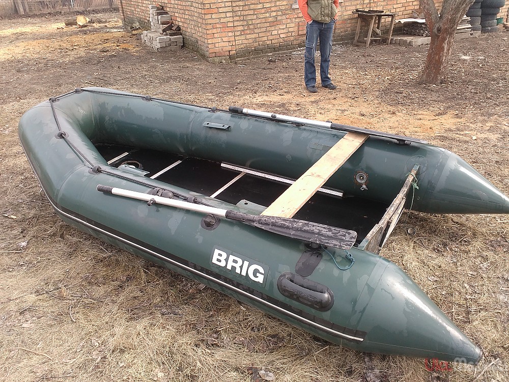 Надувная лодка brig dingo d330