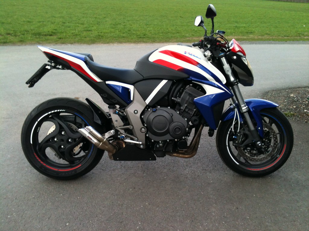 Мотоцикл honda cb1000 r 2009: рассмотрим все нюансы