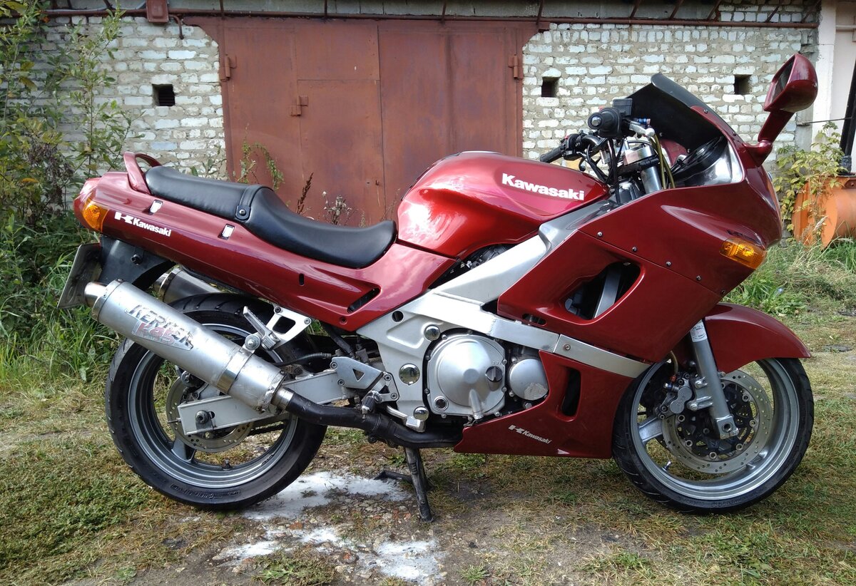 Мотоцикл kawasaki zzr 400 1997 (видео)