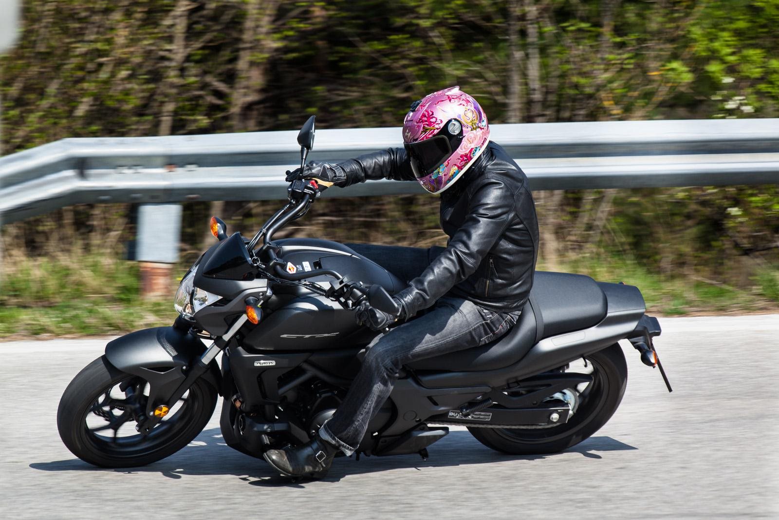 Обзор мотоцикла honda ctx700 2014