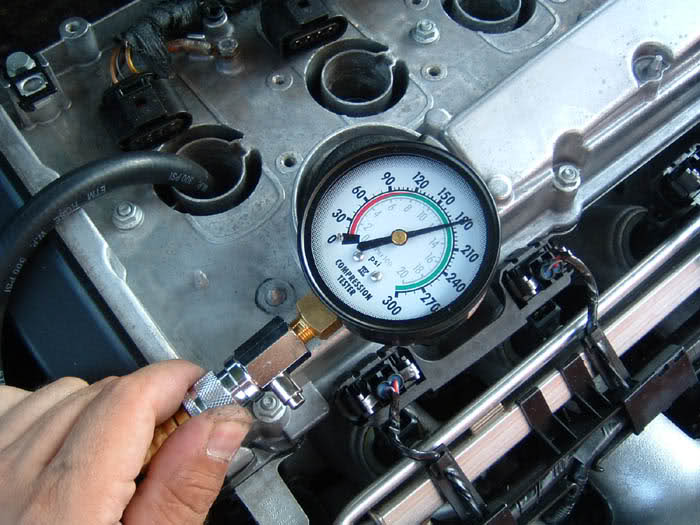 Какая компрессия должна быть в дизельном двигателе, чтобы мотор работал бесперебойно