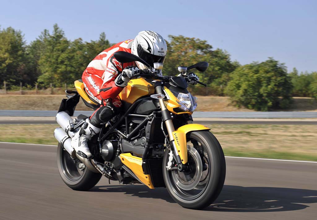 Ducati streetfighter 848 (2011-on) motorcycle review | mcn