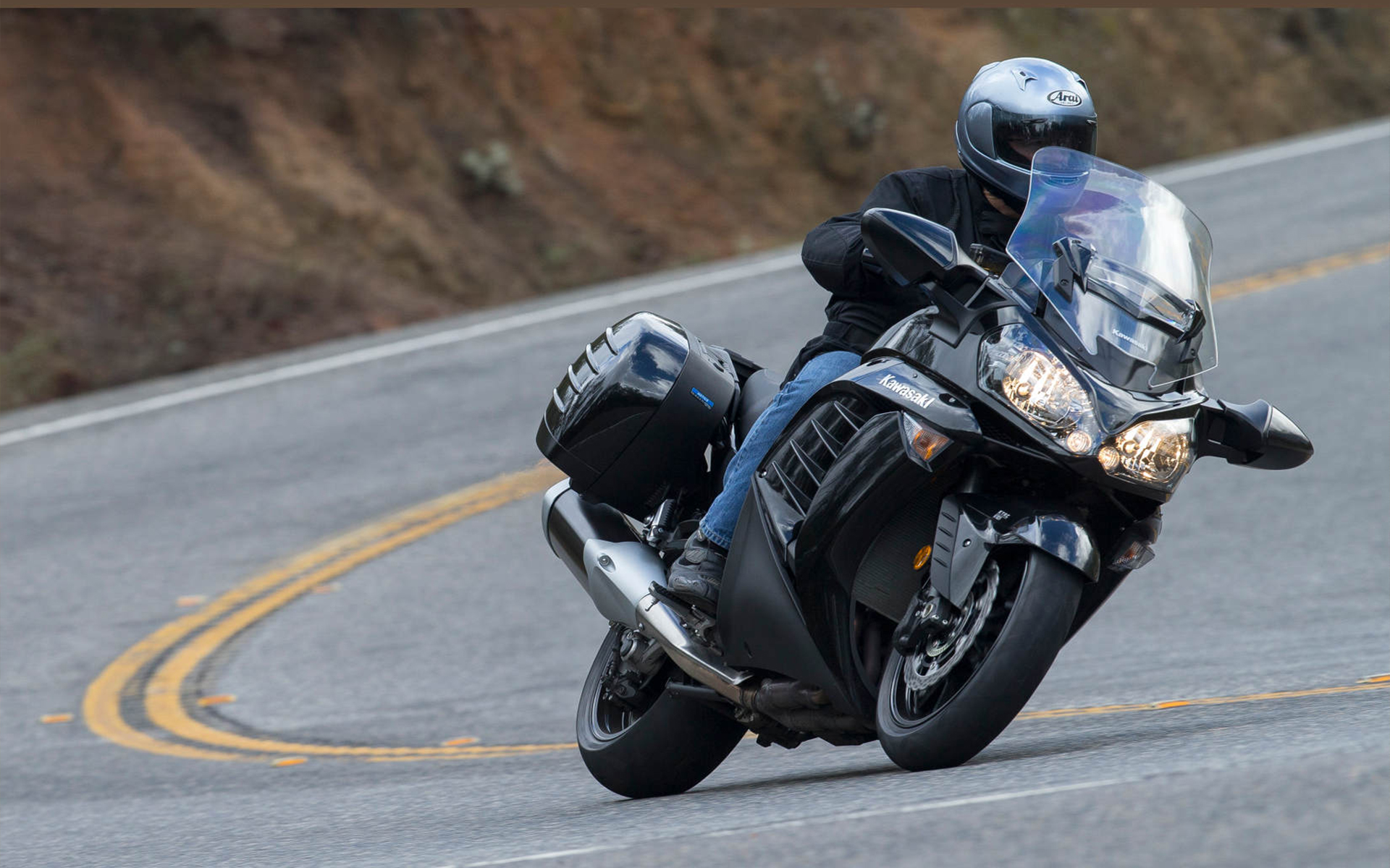 Yamaha fjr 1300 - преимущества мотоцикла и технические характеристики