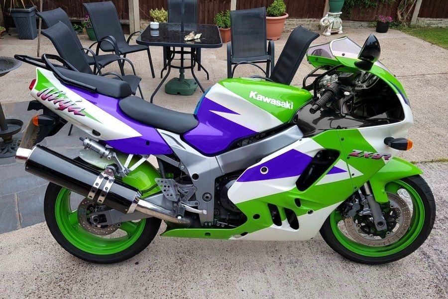 Kawasaki zx-9r (1998-2003) [ review & buying guide ]