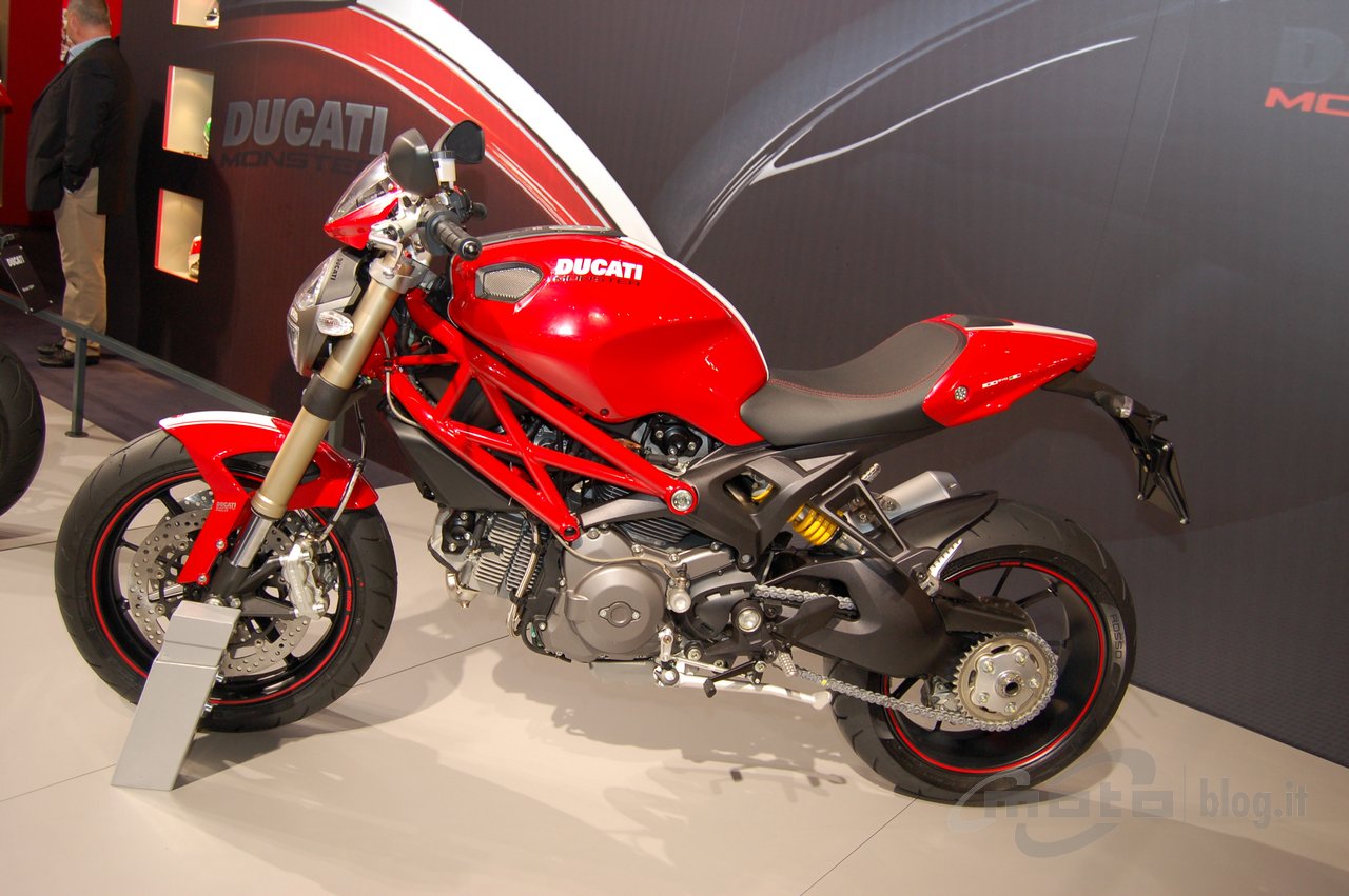 Ducati Monster 1100 тест драйв