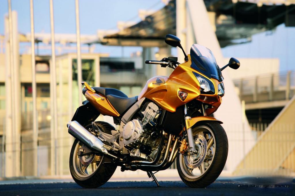 Какая модель заменила мотоцикл honda cbf 1000