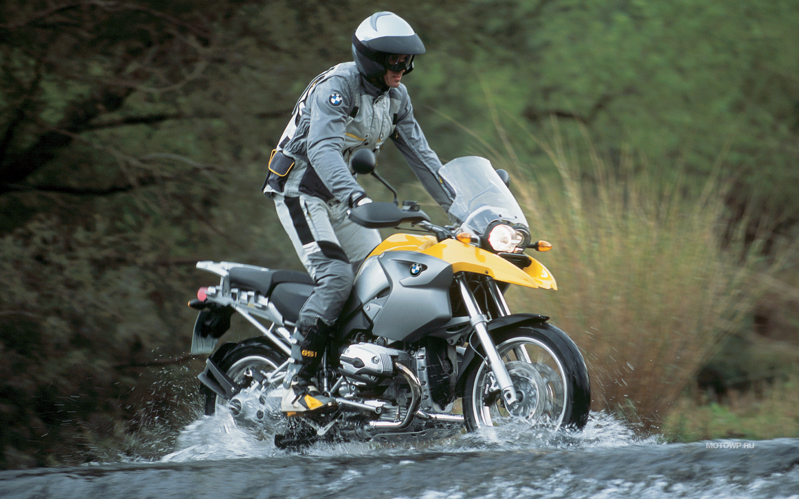 мотоцикл bmw r1200gs