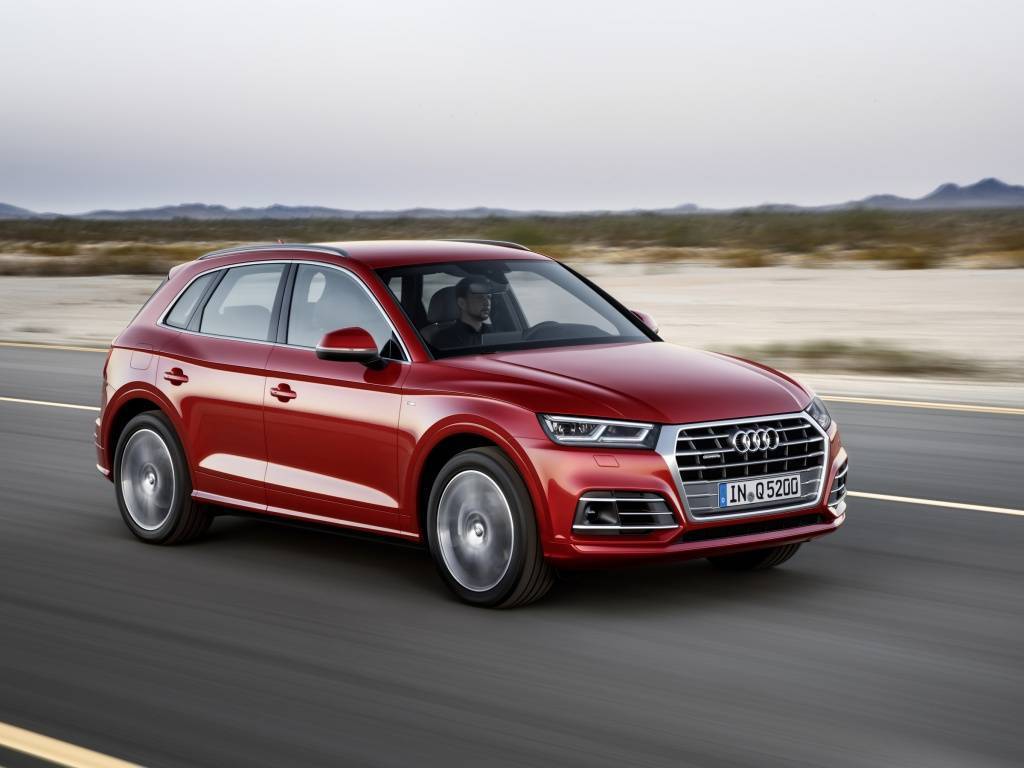 Audi q5 на российском рынке: обзор, комплектации и цены, плюсы и минусы