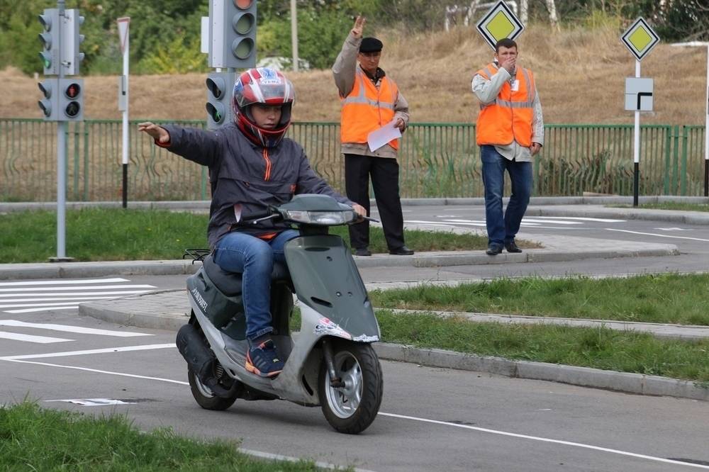 Как безопасно ездить на мотоцикле в дождь? - motonoob.ru