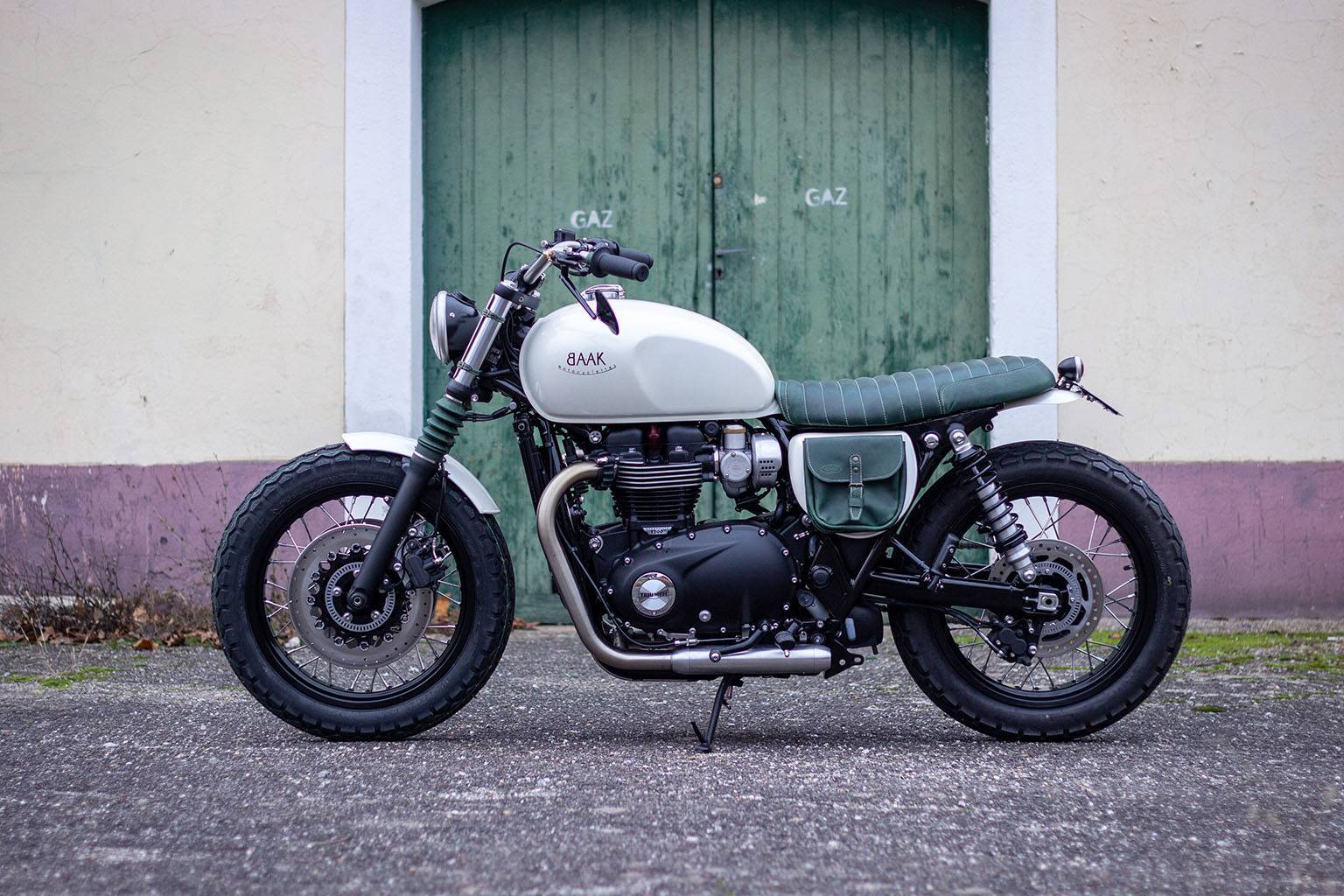 Богатое наследство: тест triumph bonneville t100 | тест-драйвы