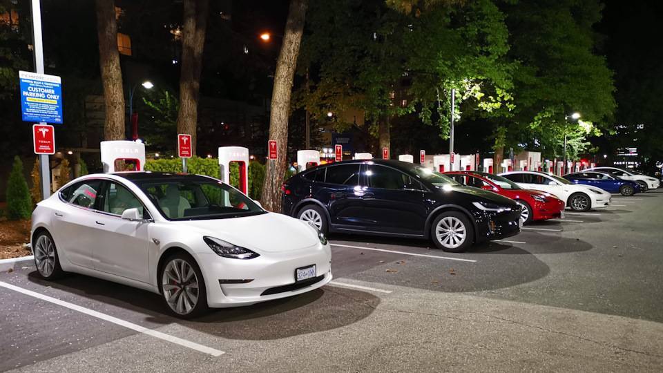 Tesla model 3 победитель на рынке подержанных машин : авто на портале newsland