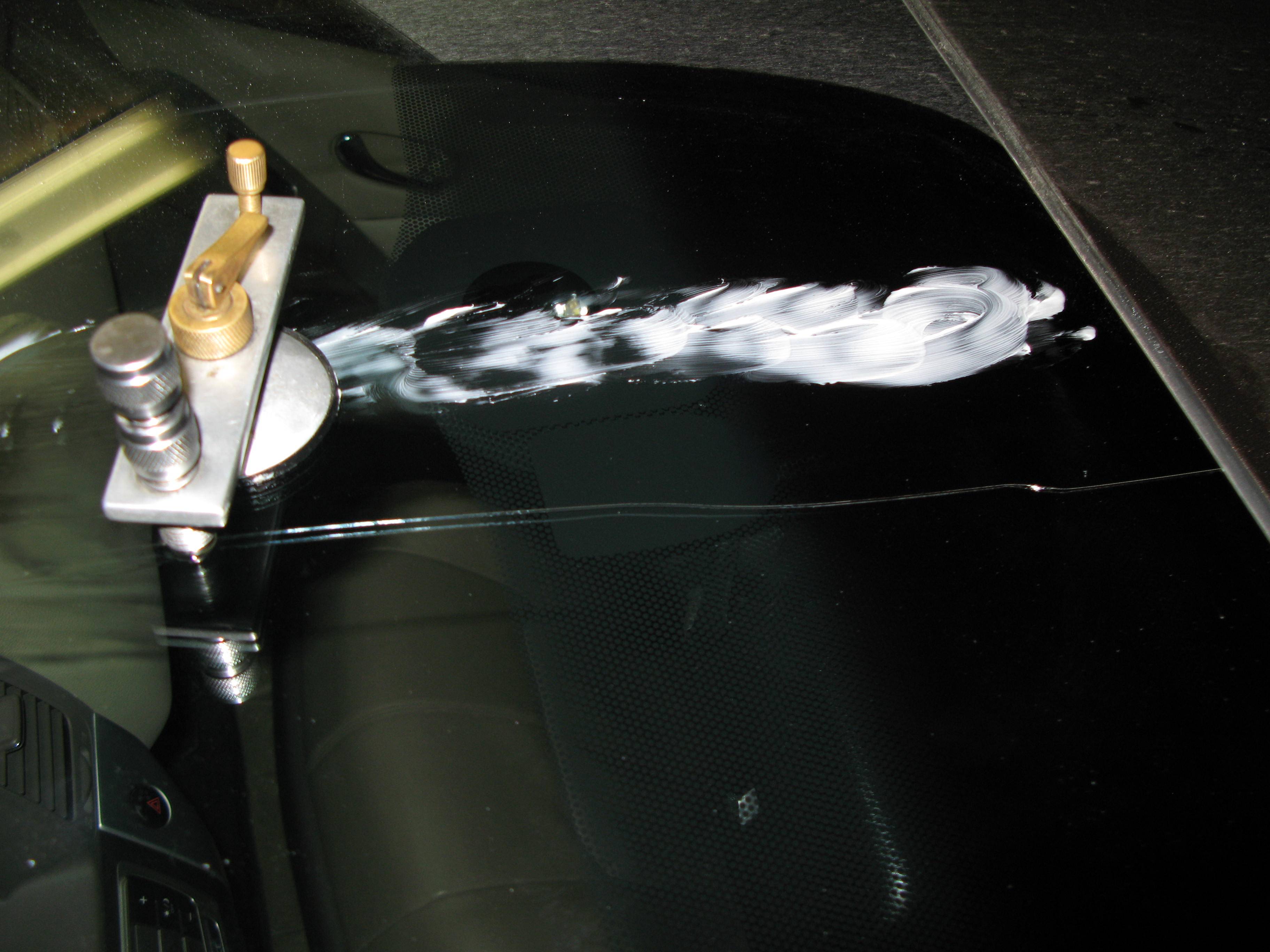 Как я решил вопрос заклеивания трещины на лобовом стекле своего авто григорий михеев, блог малоэтажная страна