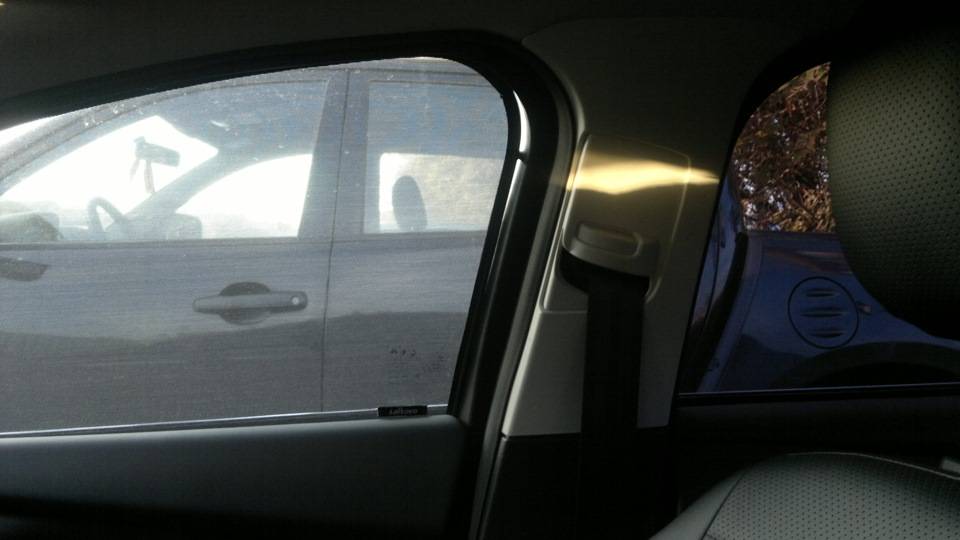 Штраф за шторки на окна авто в 2020 году: можно ли вешать на боковые стекла?