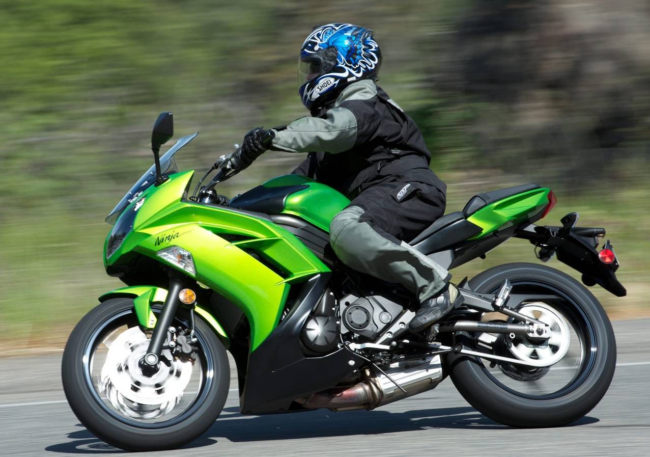 Обзор мотоцикла kawasaki w650 — bikeswiki - энциклопедия японских мотоциклов