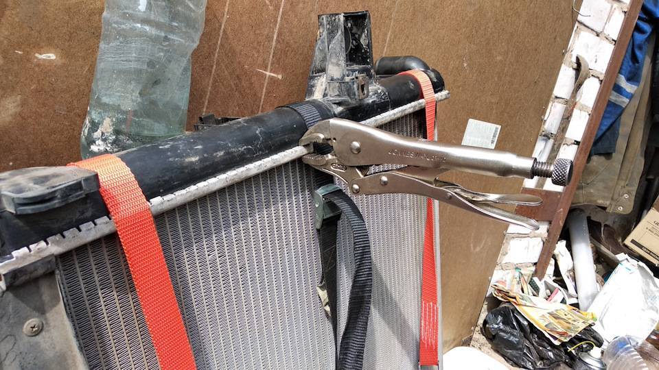 Сварка радиаторов автомобилей аргоном и ремонт с помощью полимерного клея