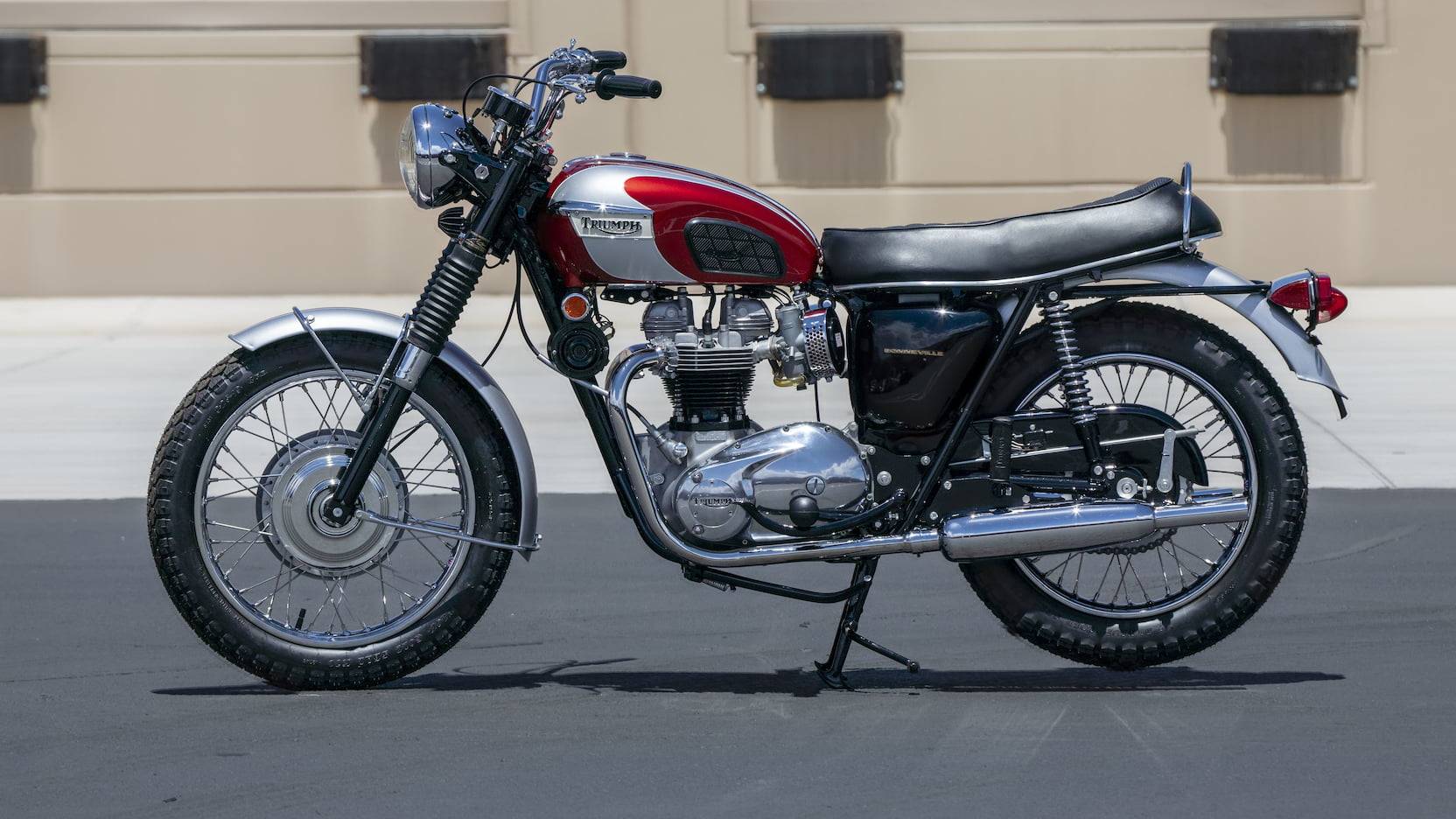 Мотоцикл triumph t120 bonneville 650 police (1966)
