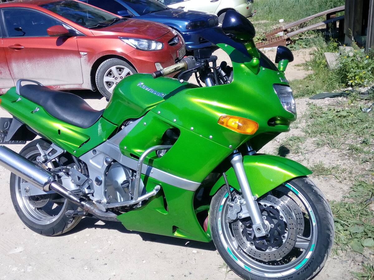 Kawasaki zzr 400. Кавасаки ЗЗР 400. Кавасаки ZZR 400. Kawasaki ZZR 400 2.