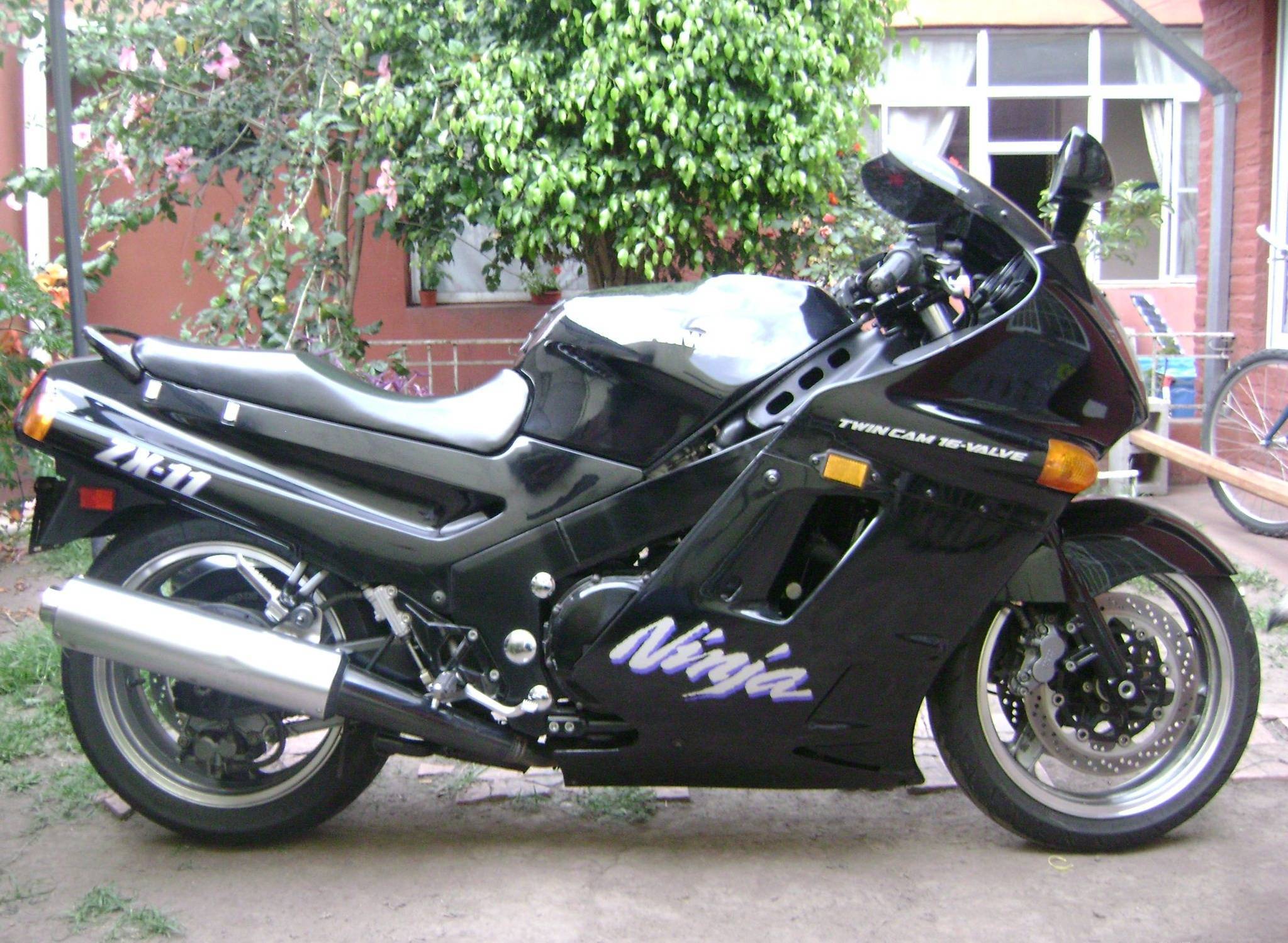 Мотоцикл kawasaki zzr 600 1992 — разъясняем суть