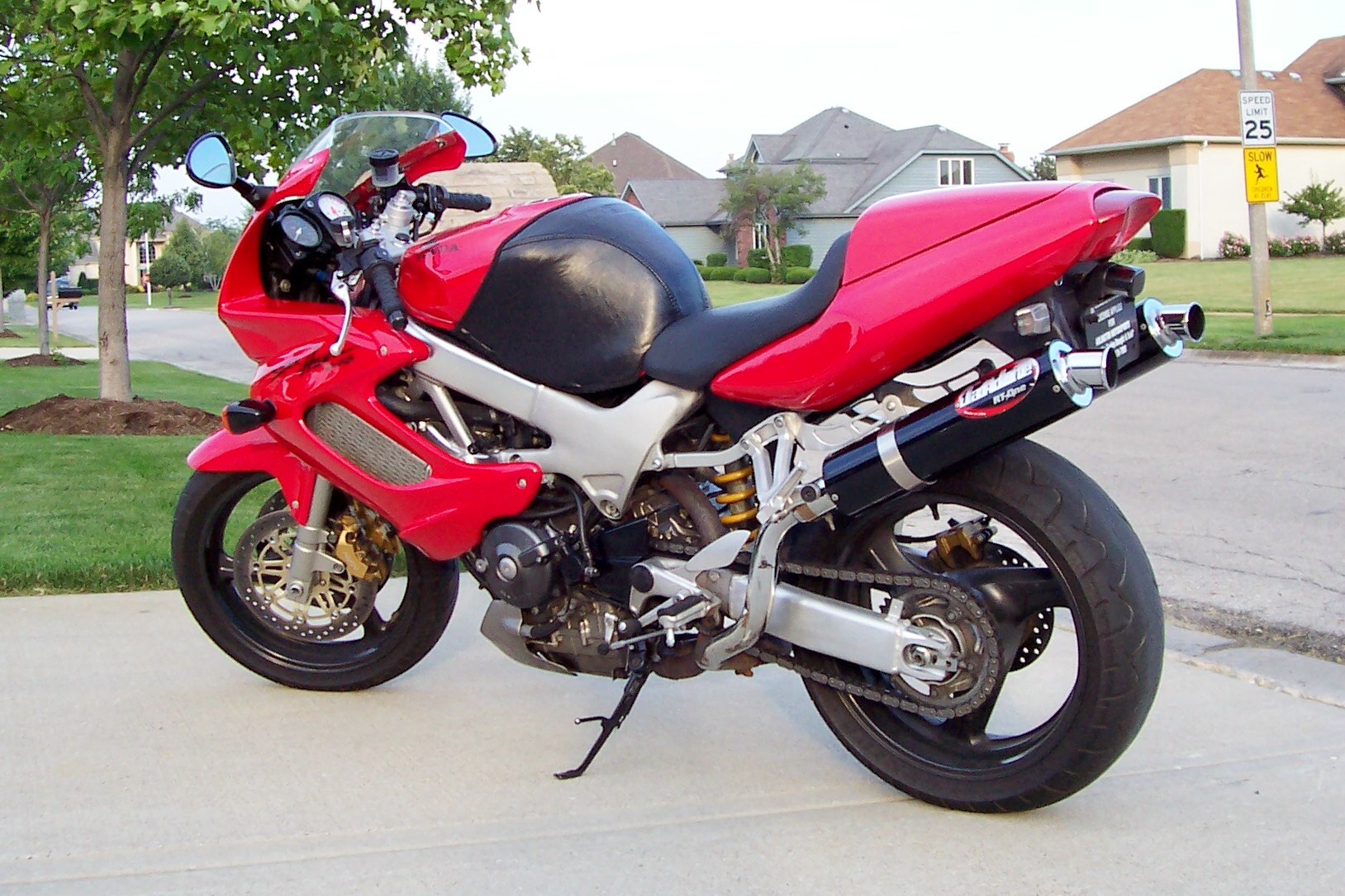 Vtr 1000 f