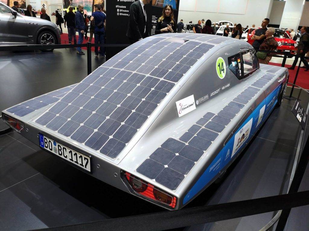 В будущее на «солнечном» автомобиле