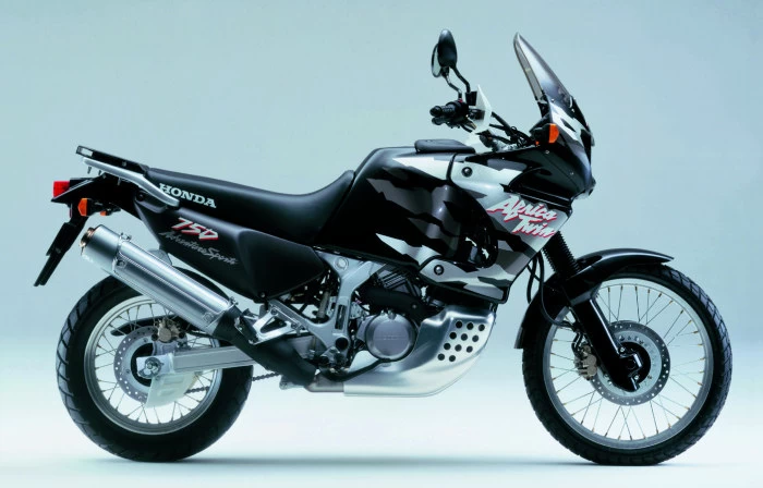 Honda crf1000l africa twin: фото и технические характеристики