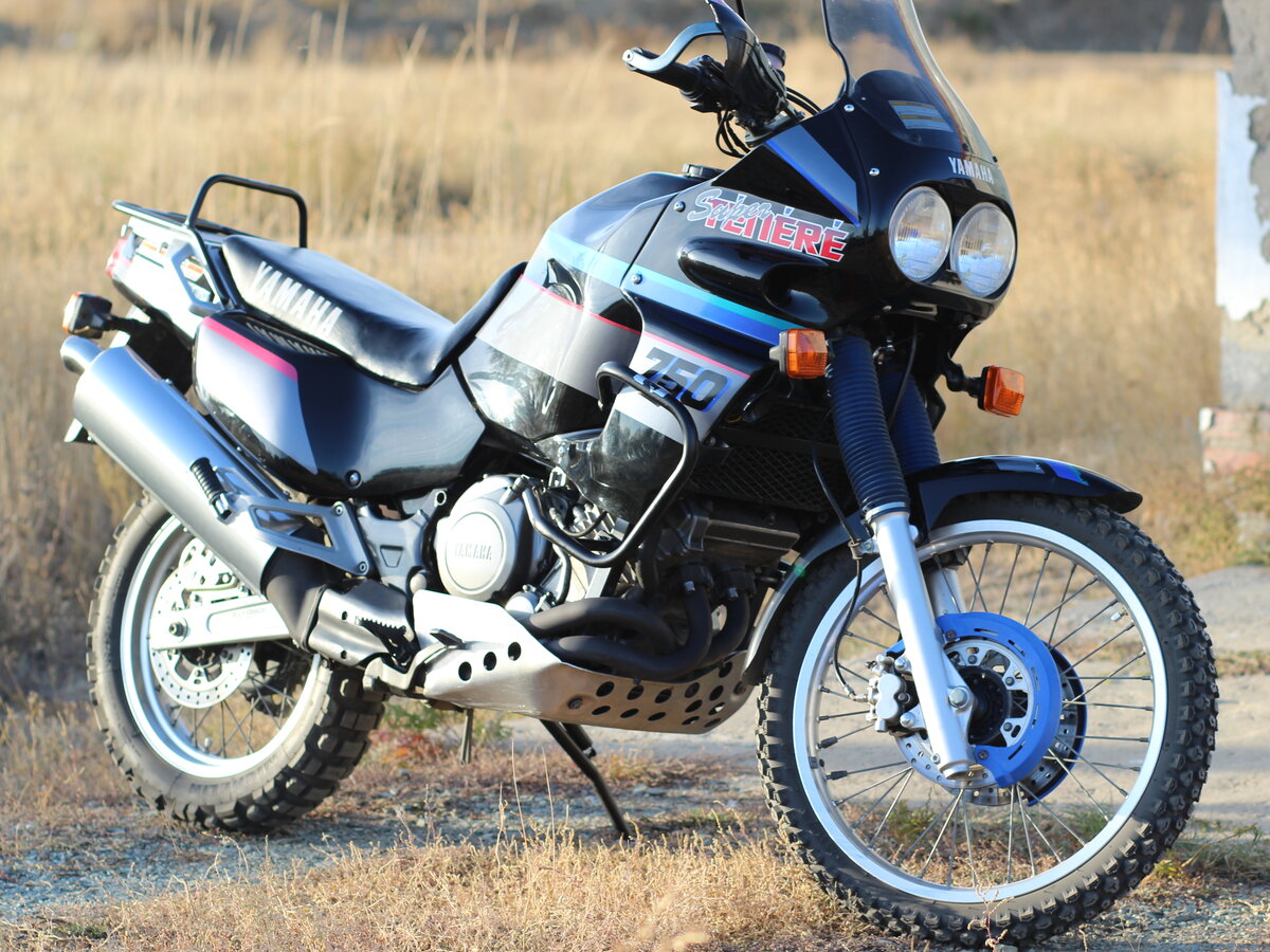 Yamaha xtz750 super tenere: review, history, specs - bikeswiki.com, japanese motorcycle encyclopedia