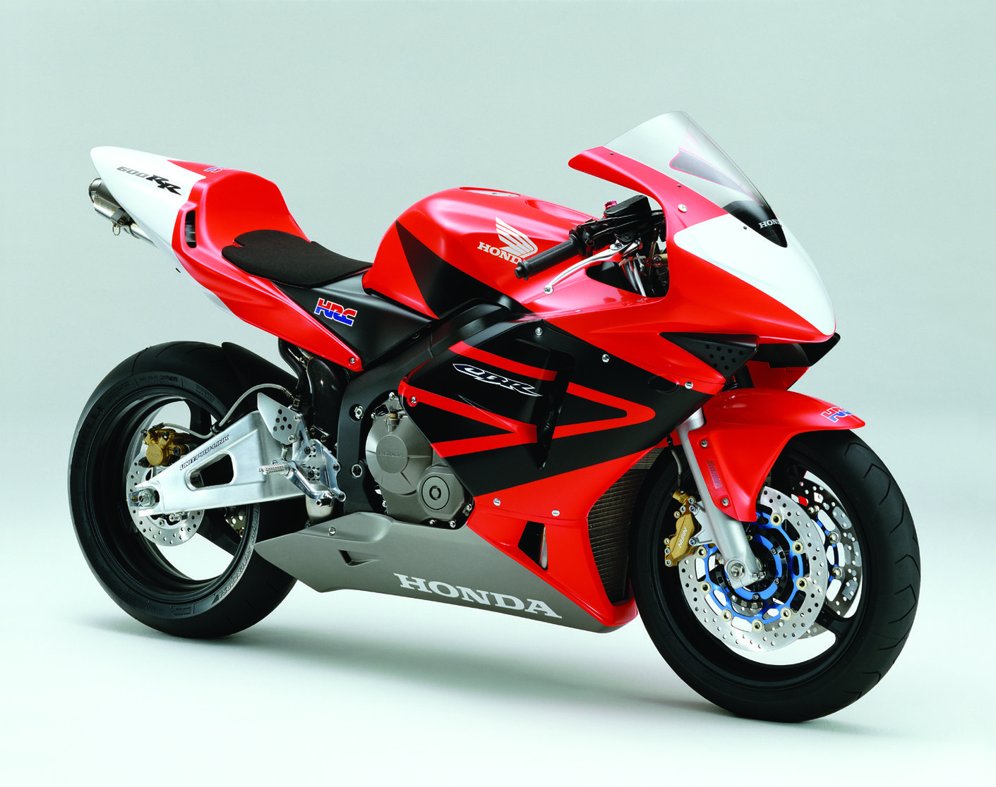 Honda cbr 600 rr - обзор, технические характеристики | mymot - каталог мотоциклов и все объявления об их продаже в одном месте