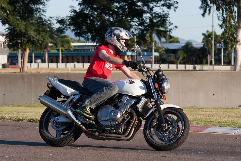 Мотоцикл honda cb 1000r - современный классический байк