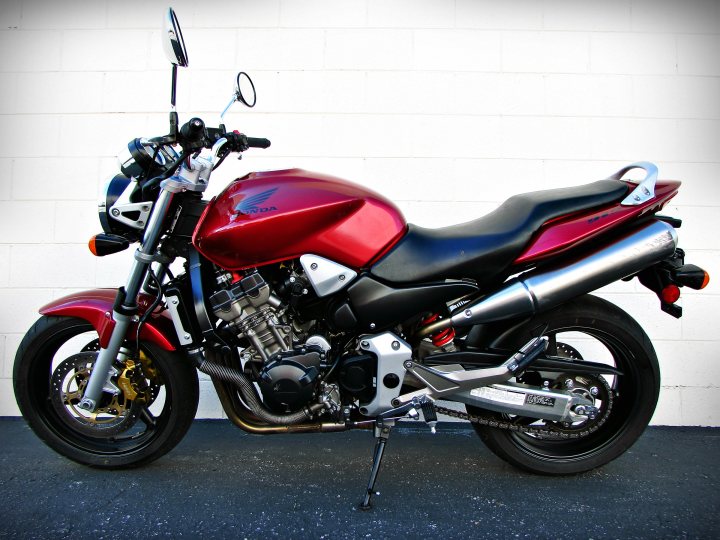 "суперстар". обзор мотоцикла honda cb600f hornet, 2007