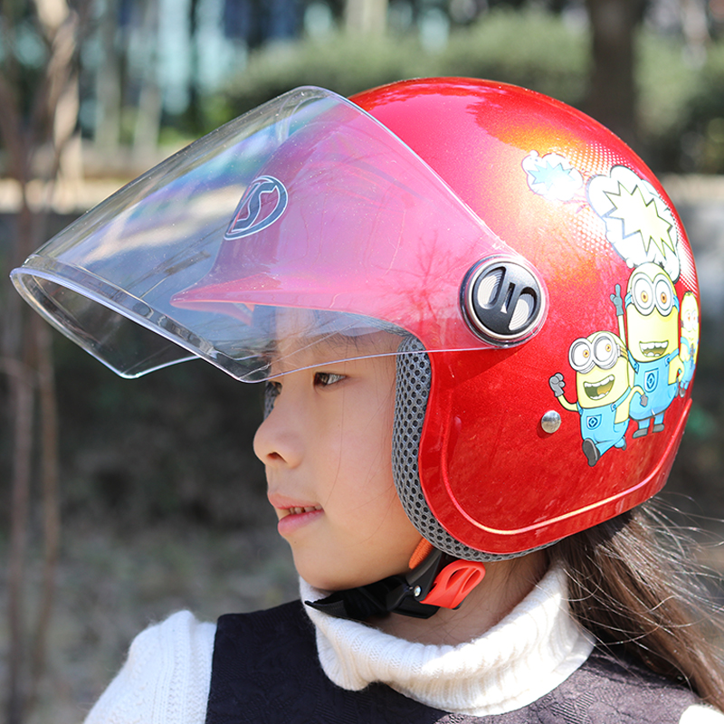 Шлем для квадроцикла для маленьких экстремалов