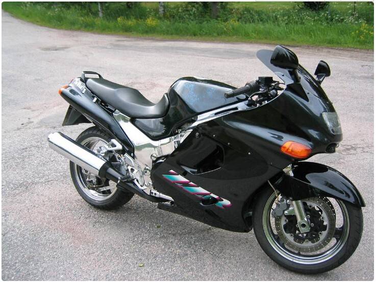 Мотоцикл кавасаки zzr 1100: обзор и технические характеристики | ⚡chtocar