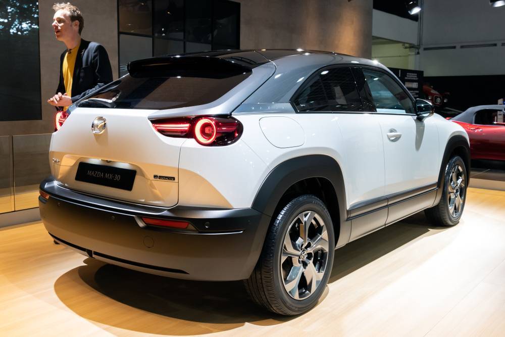 Mazda mx-30 ev 2021: первый серийный электромобиль | движение24
