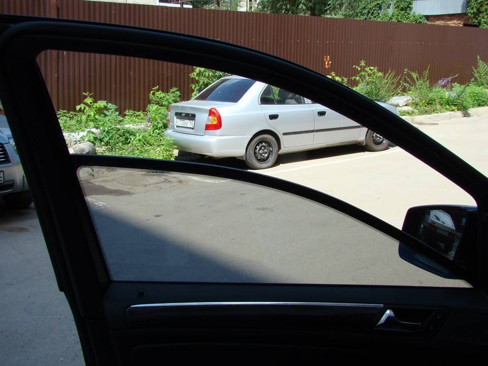 Регулируемая тонировка стекол автомобиля, принципы работы
