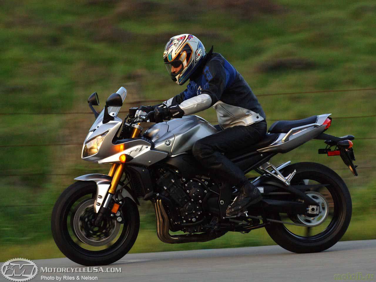 Тест-драйв мотоцикла Yamaha FZS1000
