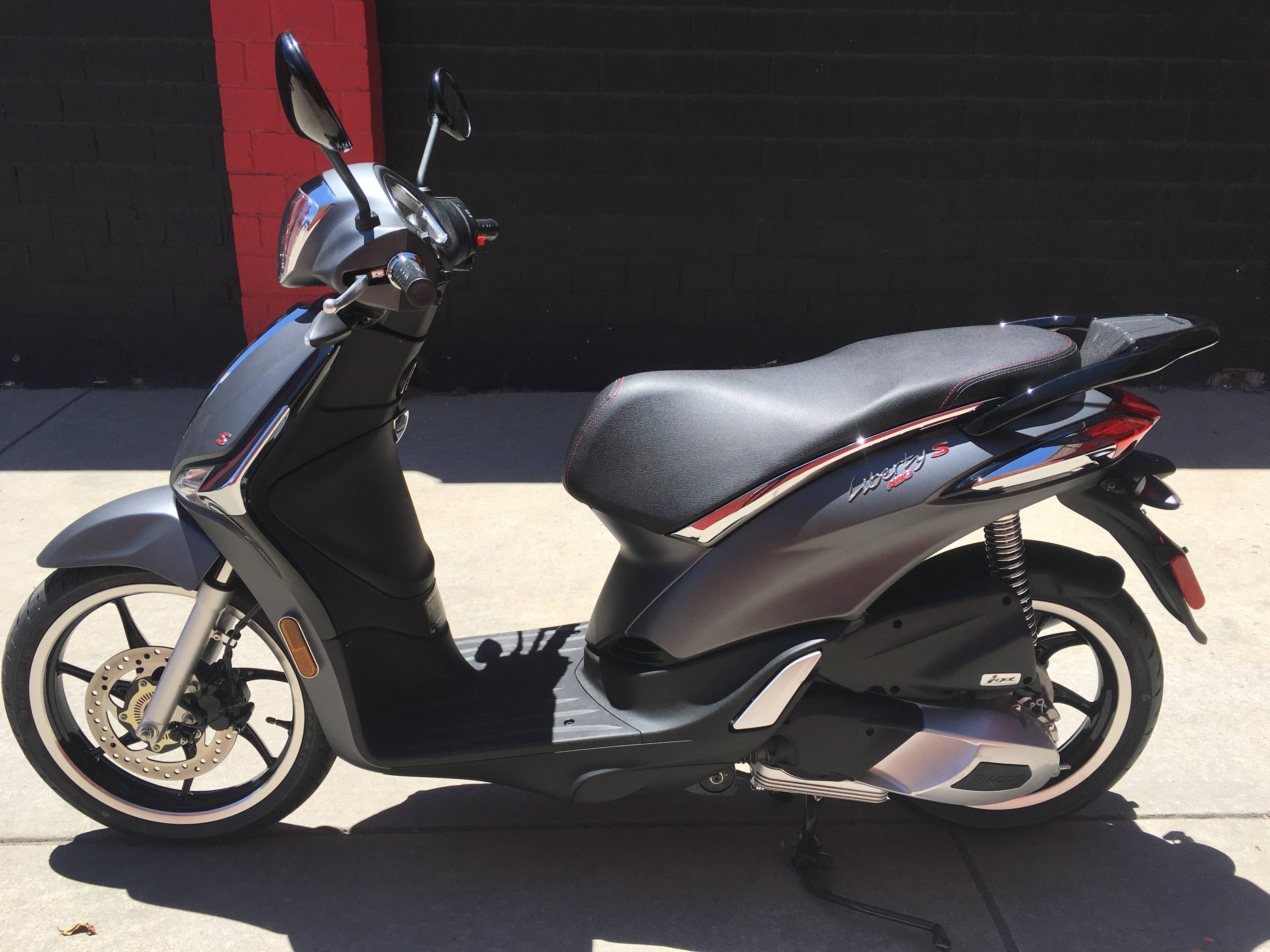 Обзор скутера piaggio fly 50 4v