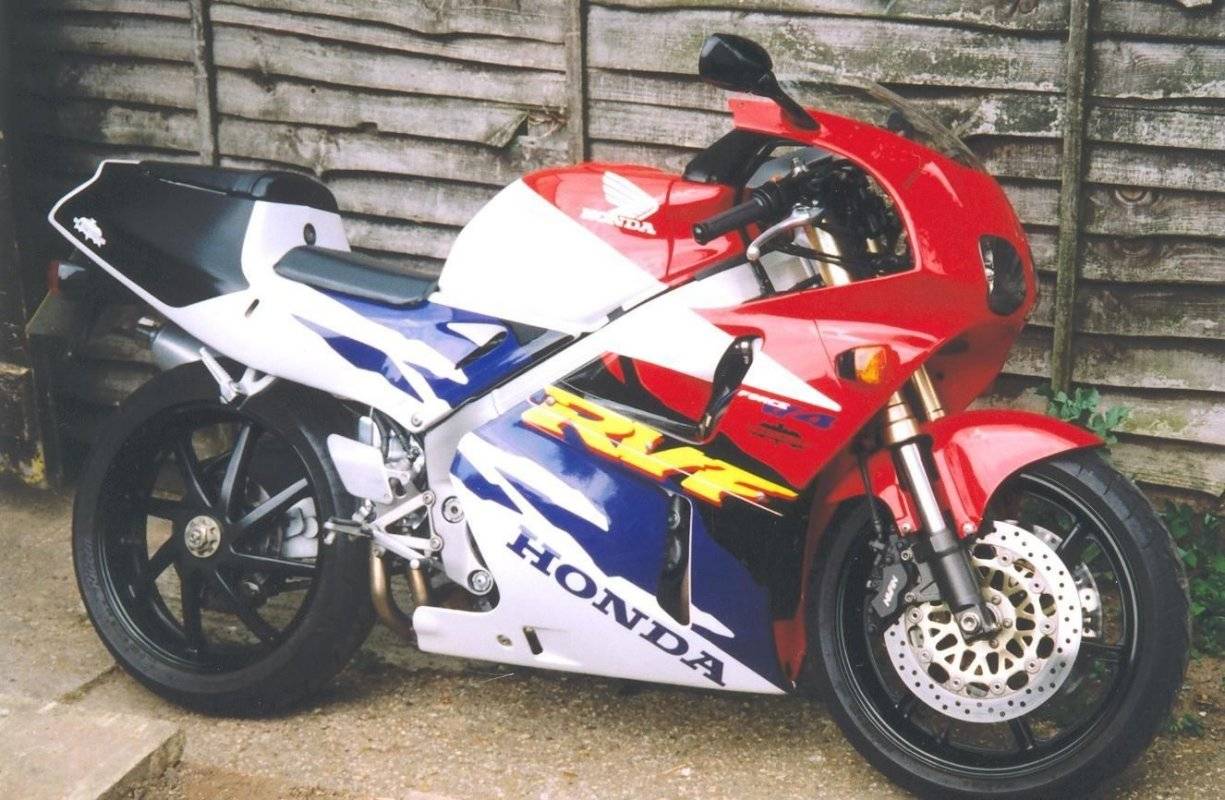 Мотоцикл vfr 400 (rvf 400) - прекрасный образец спортивного байка прошлой эпохи | ⚡chtocar