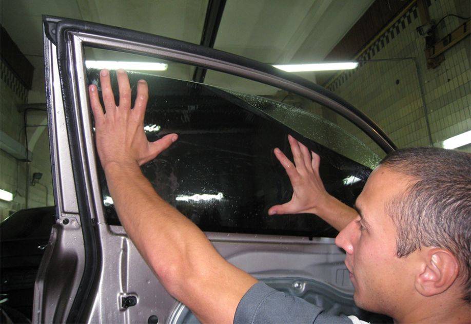 Тонировка стекол автомобиля — советы бывалых.
тонировка стекол автомобиля — советы бывалых.