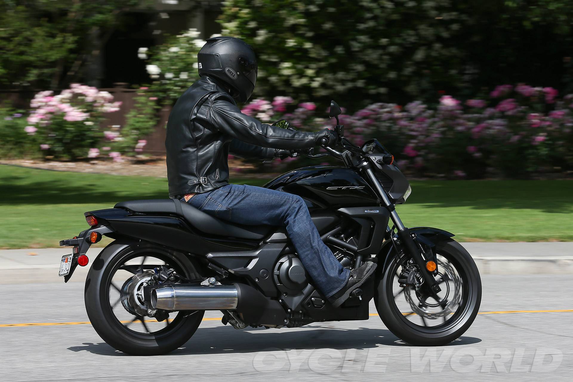 Тест-драйв мотоцикла honda ctx700