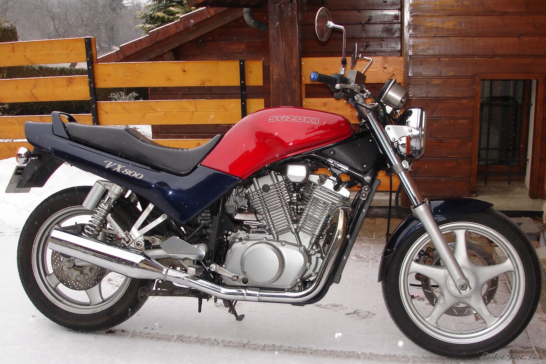 Тест-драйв мотоцикла Suzuki VX800