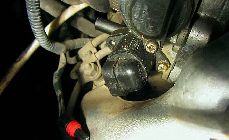 Ошибка p0728 — датчик оборотов двигателя, входной сигнал — ненадежный контакт электрической цепи