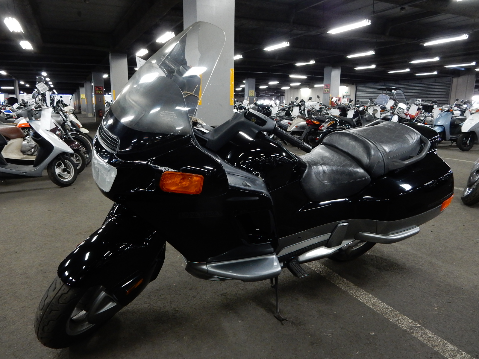 Honda pc800